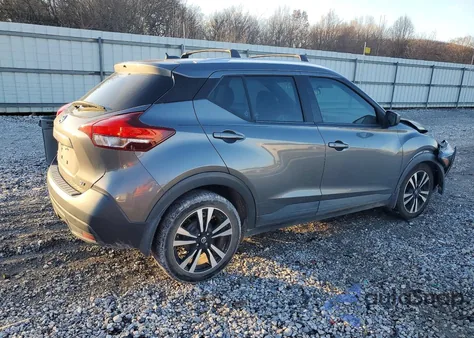 2018 Nissan Kicks S z USA, uszkodzony, nr VIN 3N1CP5CU9JL522122